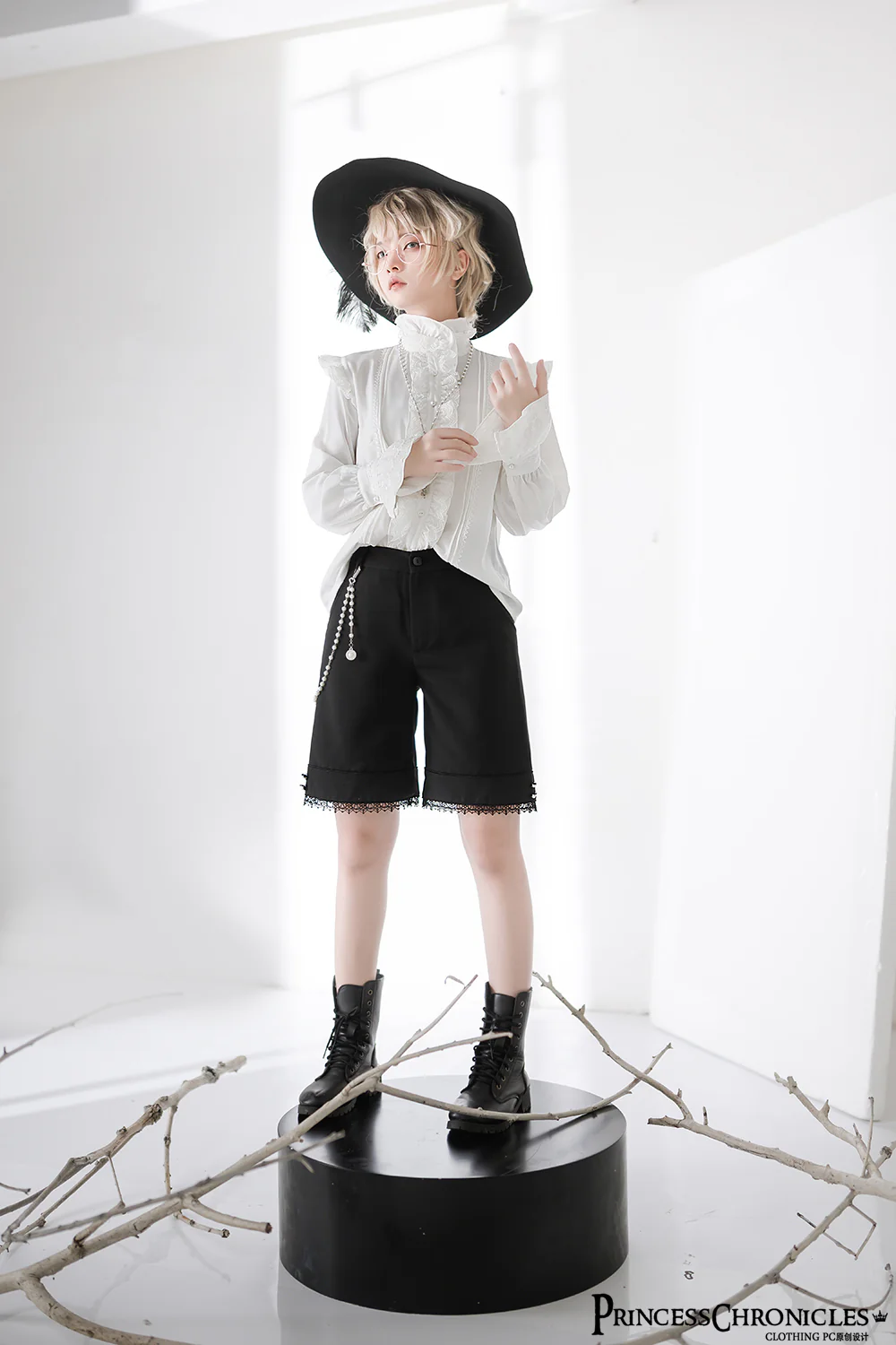 Elegant Lolita Pearl Waist Chain - Image 3