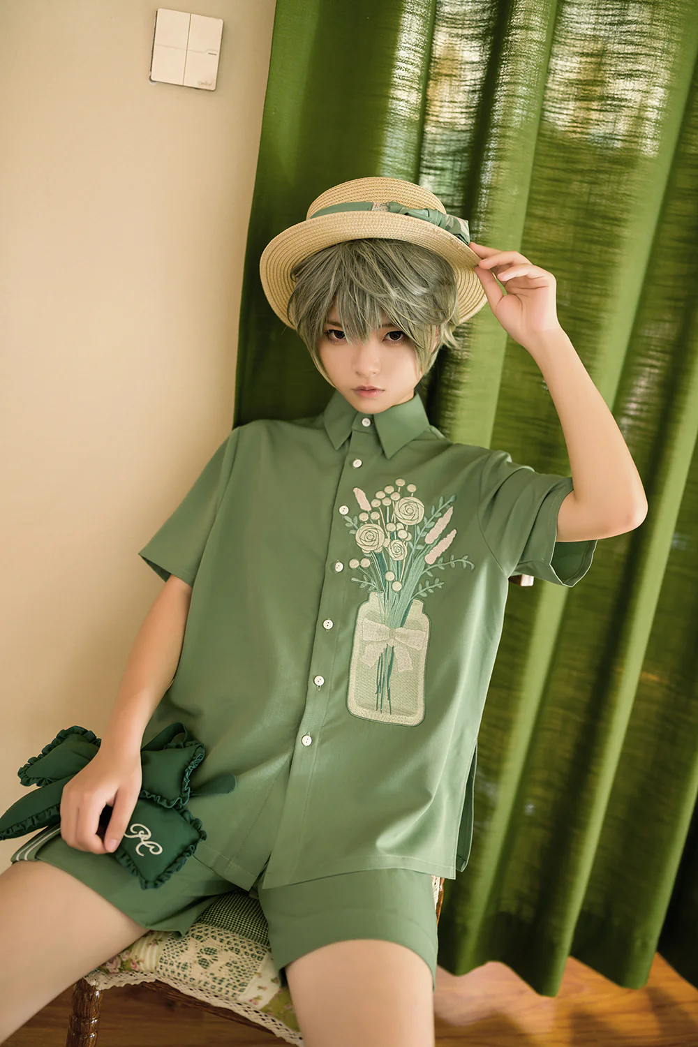 Limited Flowering Time - Retro Green Flower Embroidery Shirt - Image 7