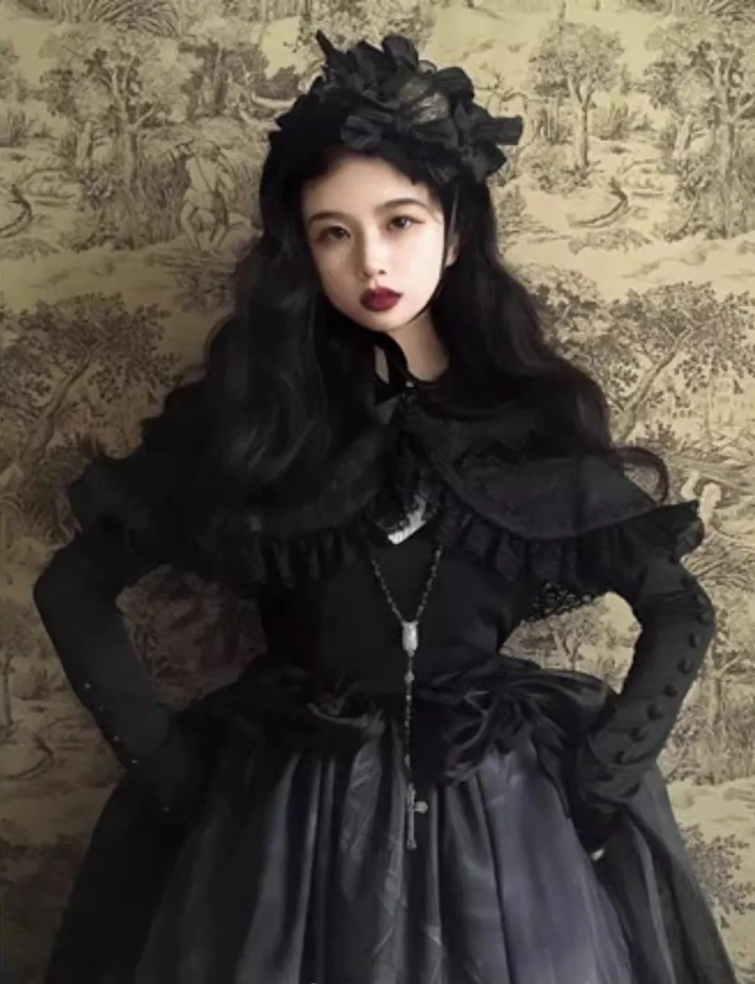 Short Gothic Lolita Cape - Image 2