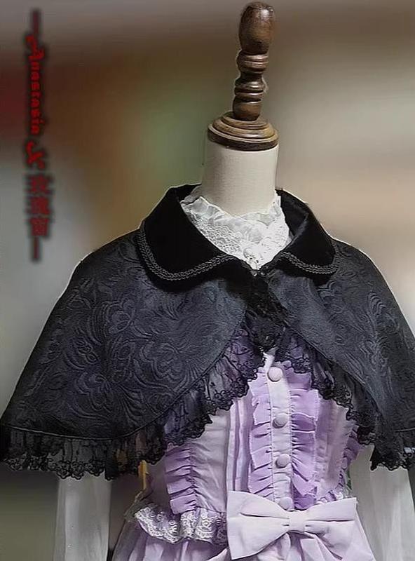 Short Gothic Lolita Cape - Image 4