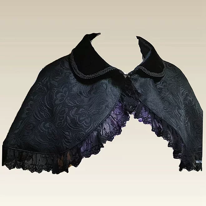 Short Gothic Lolita Cape - Image 9