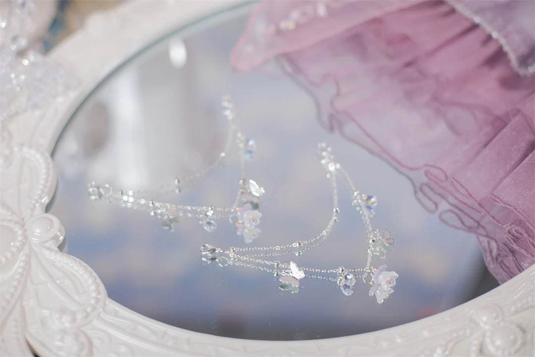 Krystal Flower Wedding Style Shoe Chain - Image 3