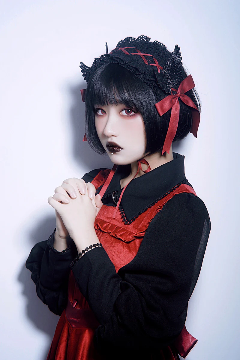 Strange Sugar - Handmade Gothic Lolita Black Red Hairband - Image 3