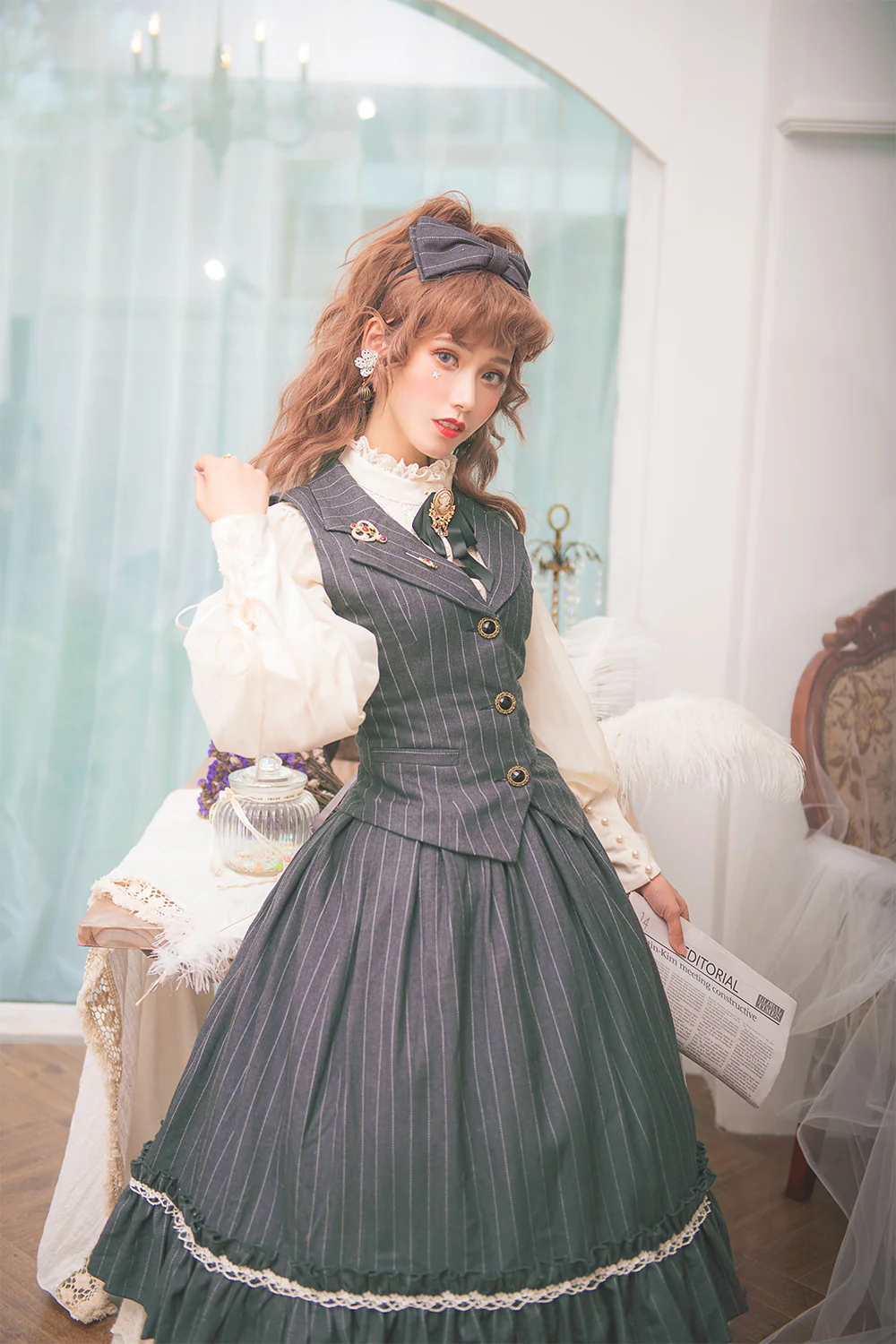 Rose Silhouette - Stripe Vintage Preppy Style Vest - Image 14