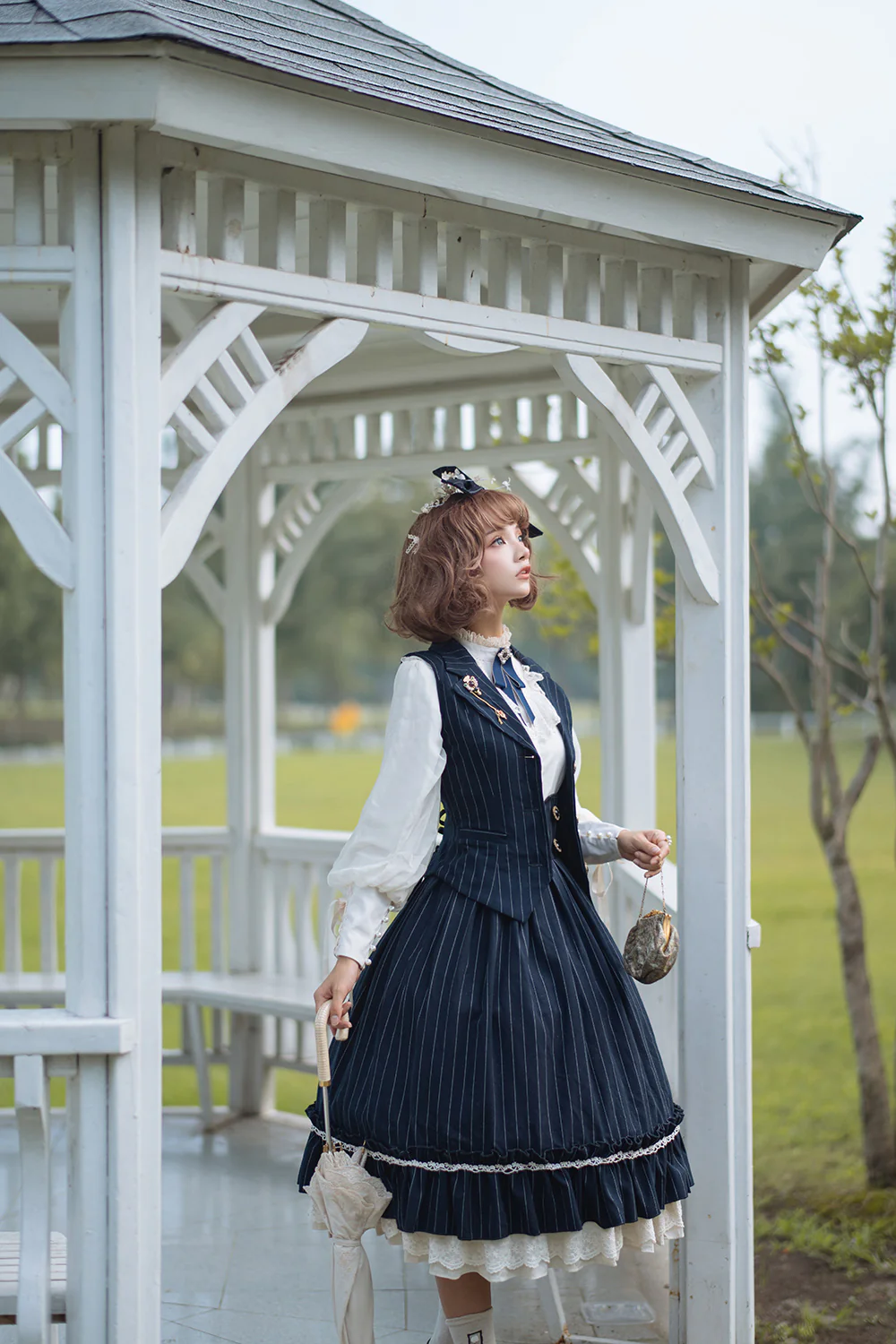 Rose Silhouette - Stripe Vintage Preppy Style Vest - Image 6