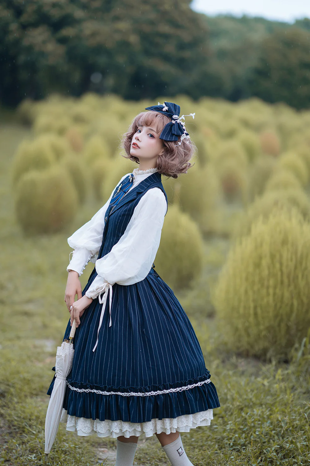 Rose Silhouette - Stripe Vintage Preppy Style Vest - Image 8