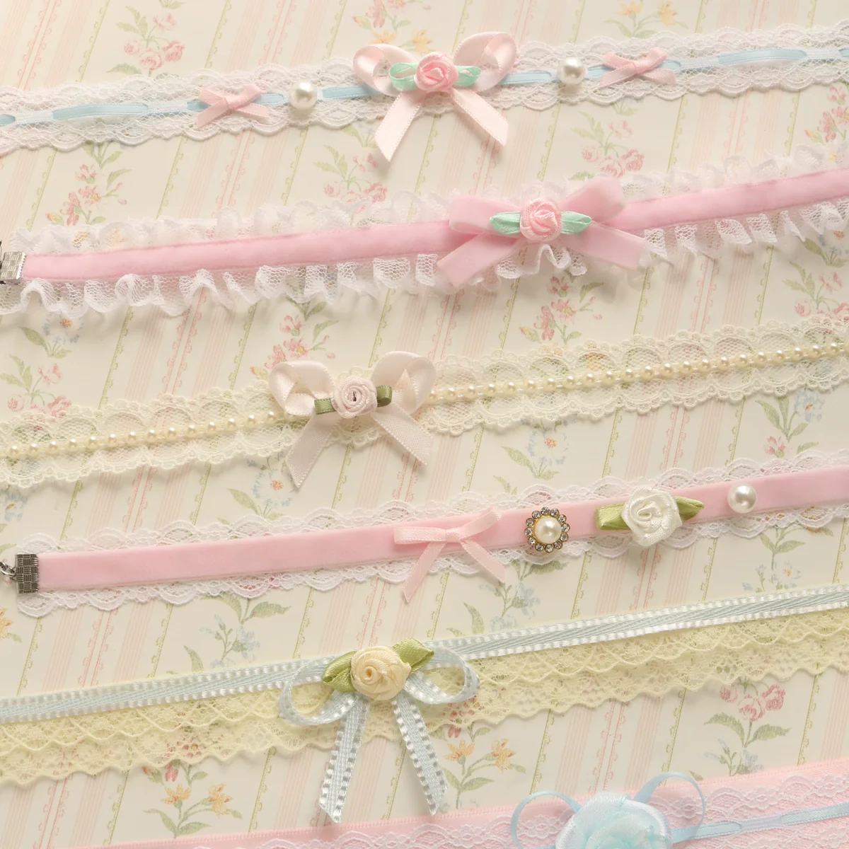 Creamy Bubbles - Sweet Lolita Choker Vintage Lace Rose Handmade Necklace - Image 39