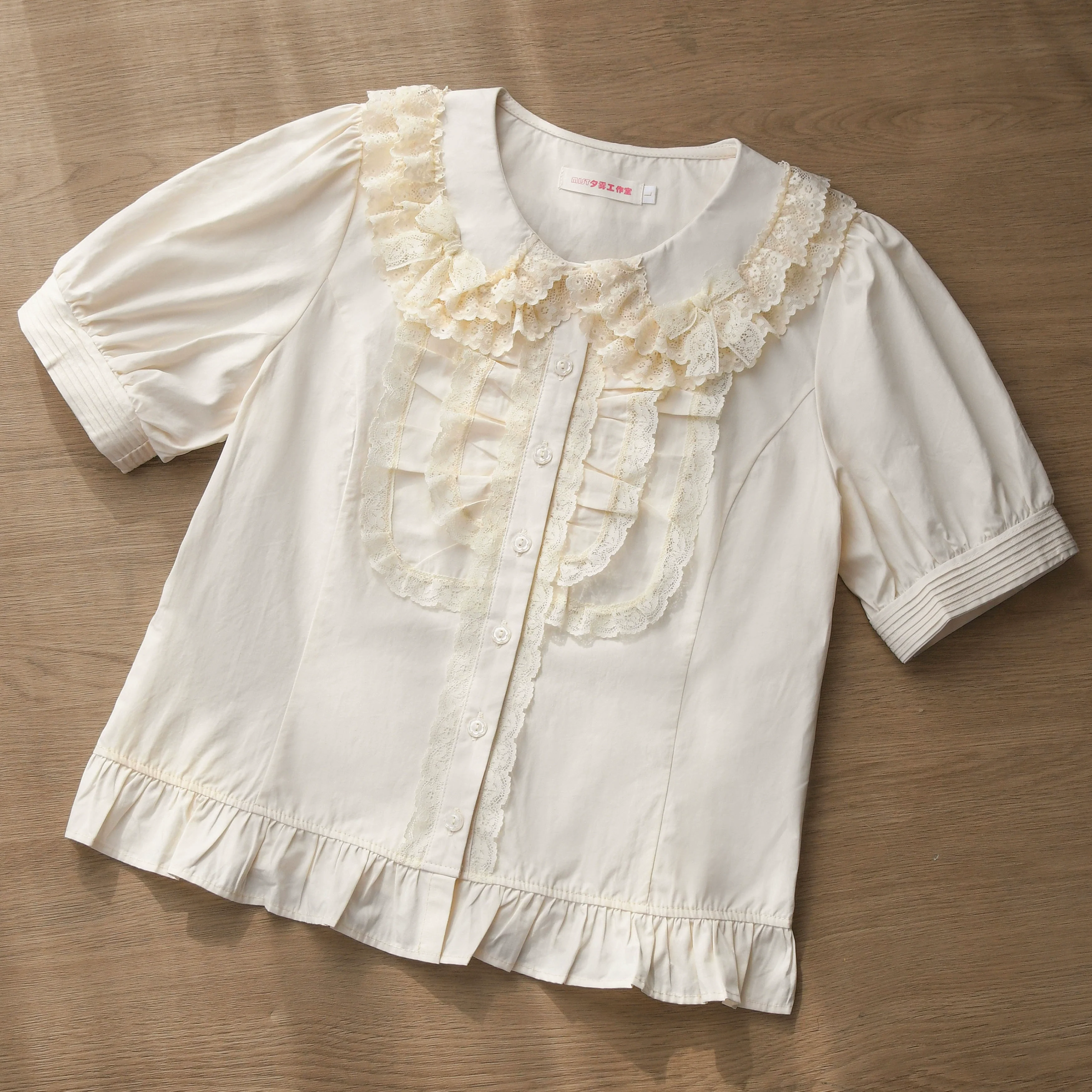 Semi-sweet Milk Cake - Sweet Lolita Short Sleeve Blouse with Lace Peter Pan Collar - Image 3
