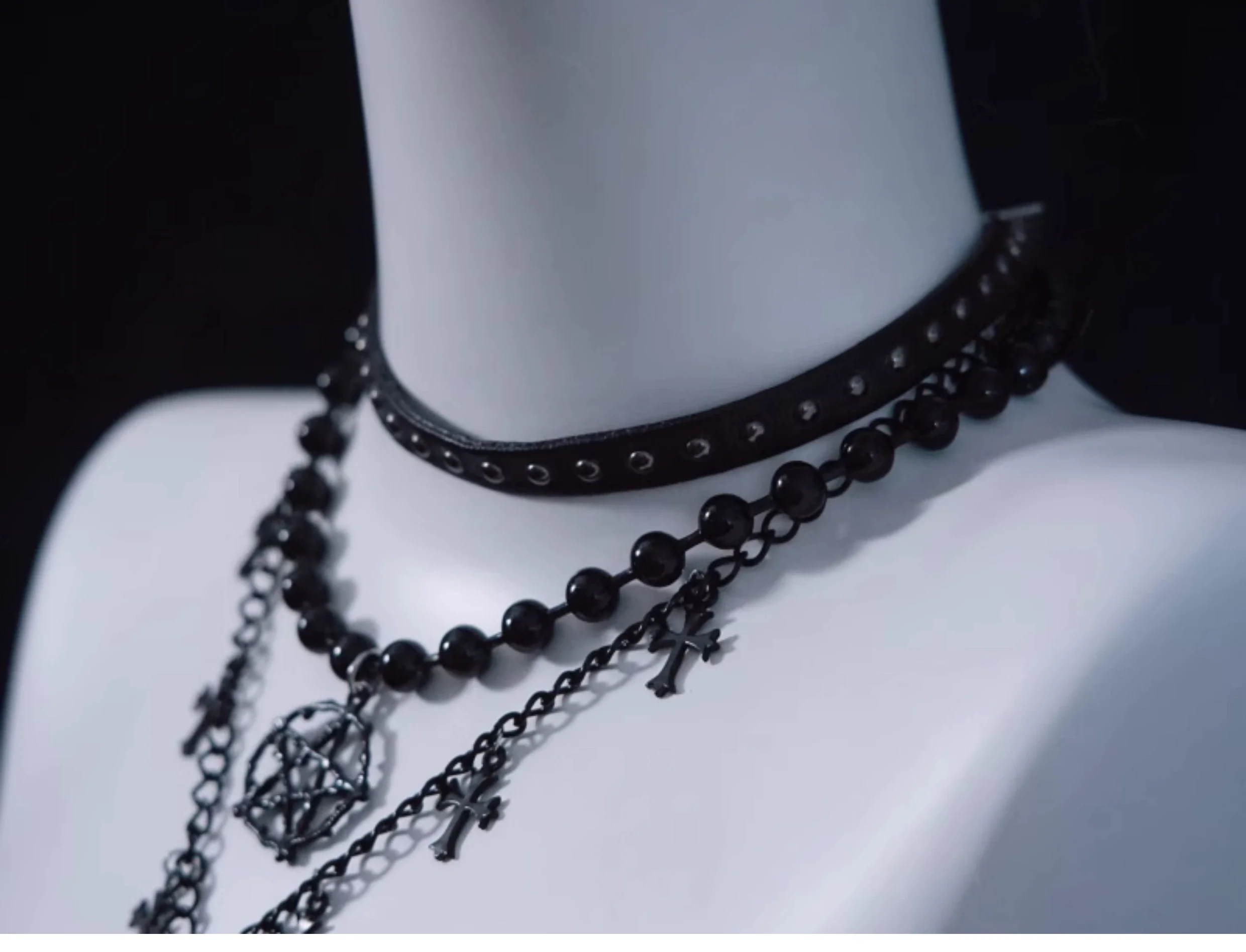 Strange Sugar - Triple Layer Gothic Lolita Necklace - Image 3