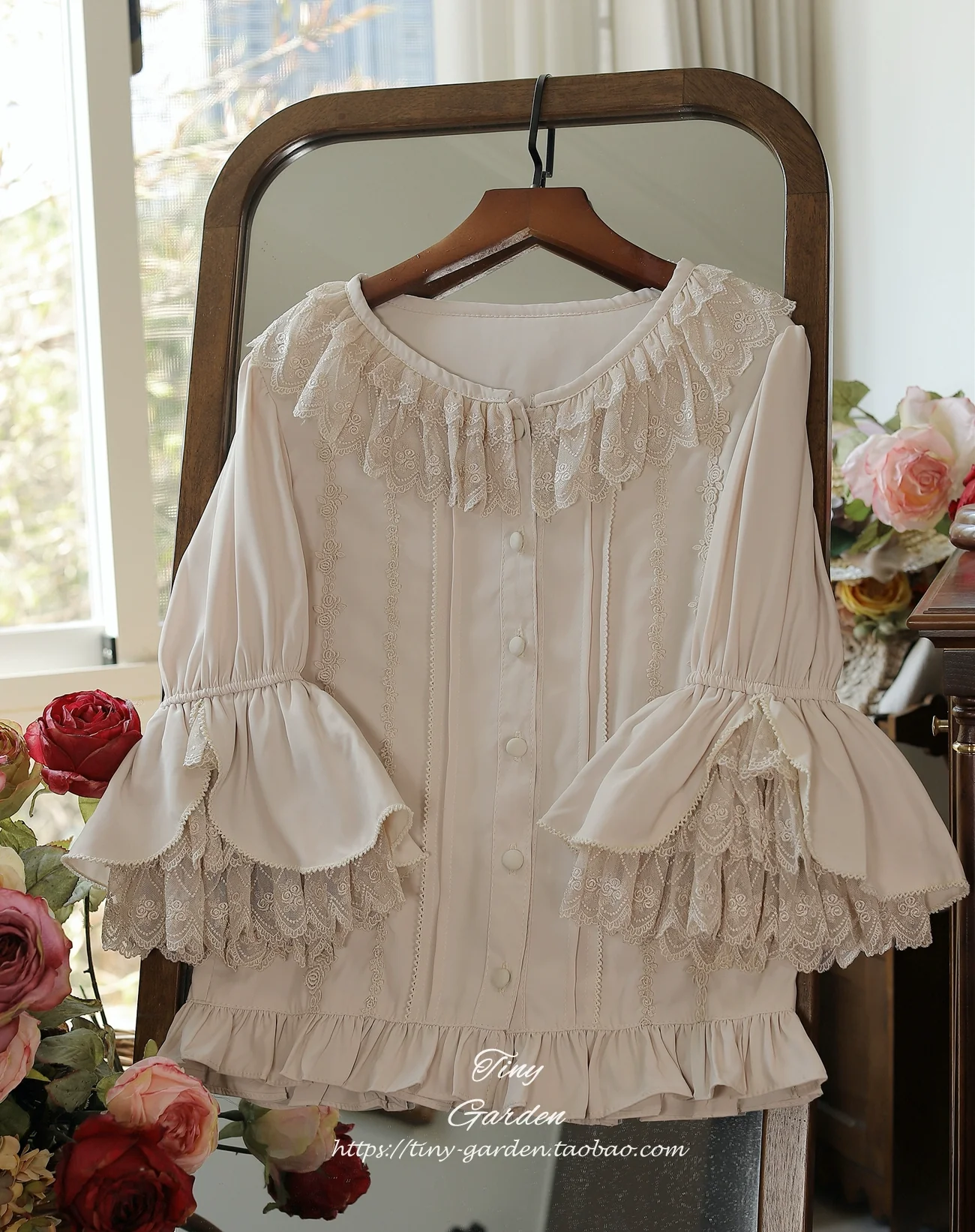Summer Breeze 2.0 - Vintage Lolita Shirt Round Ruffled Collar/Princess Sleeves - Image 4