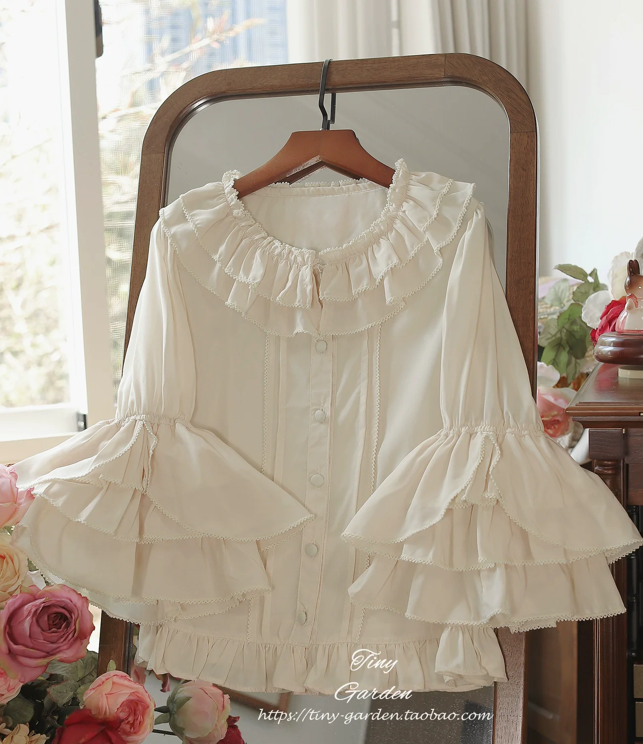 Summer Breeze 2.0 - Vintage Lolita Shirt Round Ruffled Collar/Princess Sleeves - Image 7