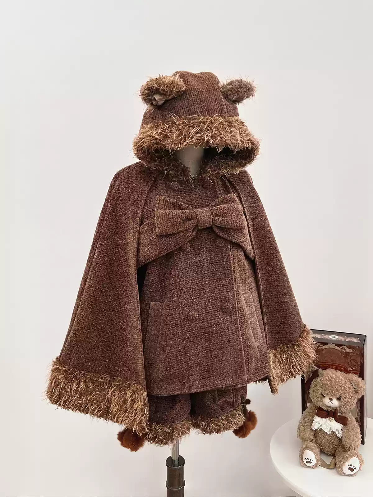 Rabbit & Bear - Winter Kawaii Lolita Cape and Shorts - Image 24