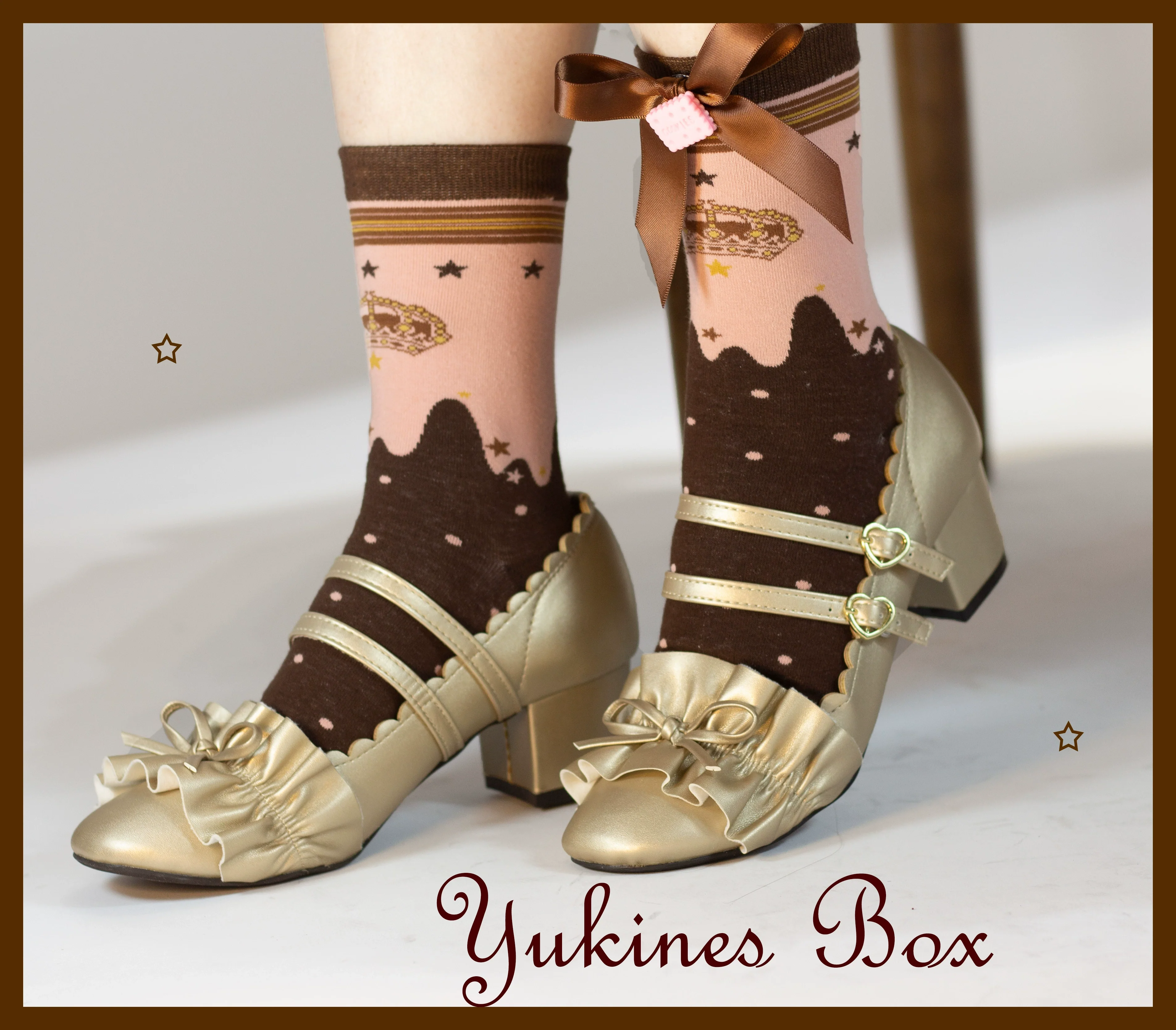 Retro Lolita Chocolate Color Cotton Socks - Image 3